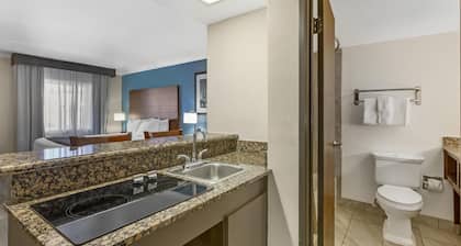 Best Western InnSuites Tucson Foothills Hotel & Suites
