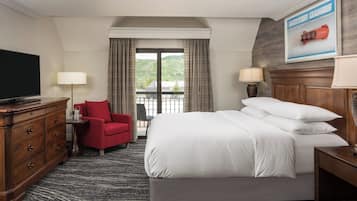 Premium bedding, down comforters, in-room safe, desk