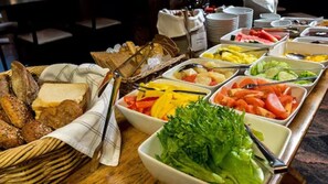 Free daily buffet breakfast - Hotel Rivoli Jardin (Helsinki)