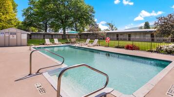 Seasonal outdoor pool