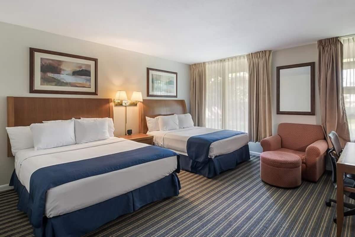 In-room safe, iron/ironing board, free cots/infant beds, rollaway beds