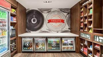 Snack bar