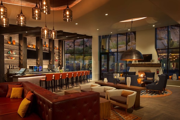 3 bars/lounges, poolside bar