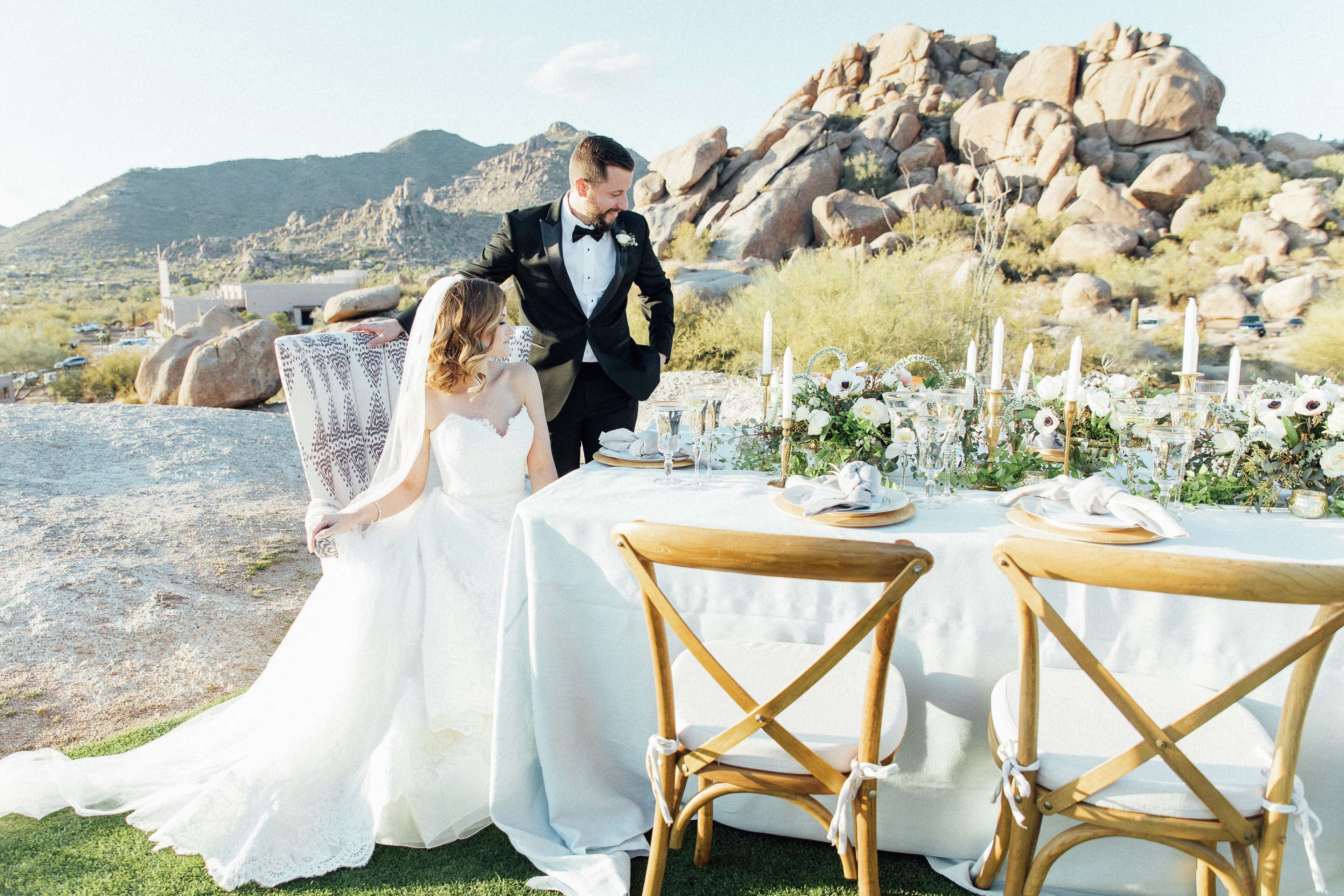 5 restaurants, breakfast, lunch, dinner served; american cuisine