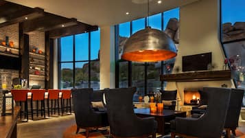 3 barer/lounger og bassengbar