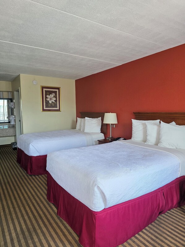 Standard Room, 2 Double Beds