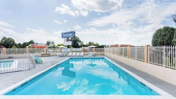 Seasonal outdoor pool
