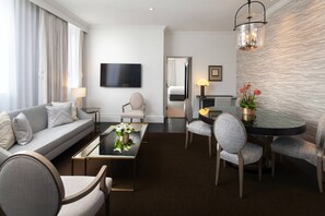 Svit - 1 sovrum | Egyptiska bomullslakan, sängtillbehör av högsta kvalitet och duntäcken