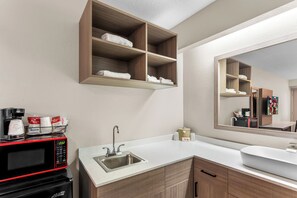 書桌、遮光窗簾/窗簾、隔音、熨斗/熨衫板