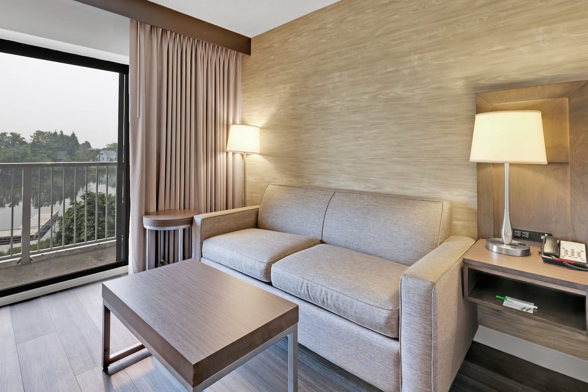 Room amenity