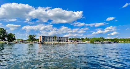 Holiday Inn Detroit Lakes by IHG