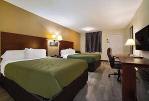 Iron/ironing board, free WiFi, bed sheets, alarm clocks