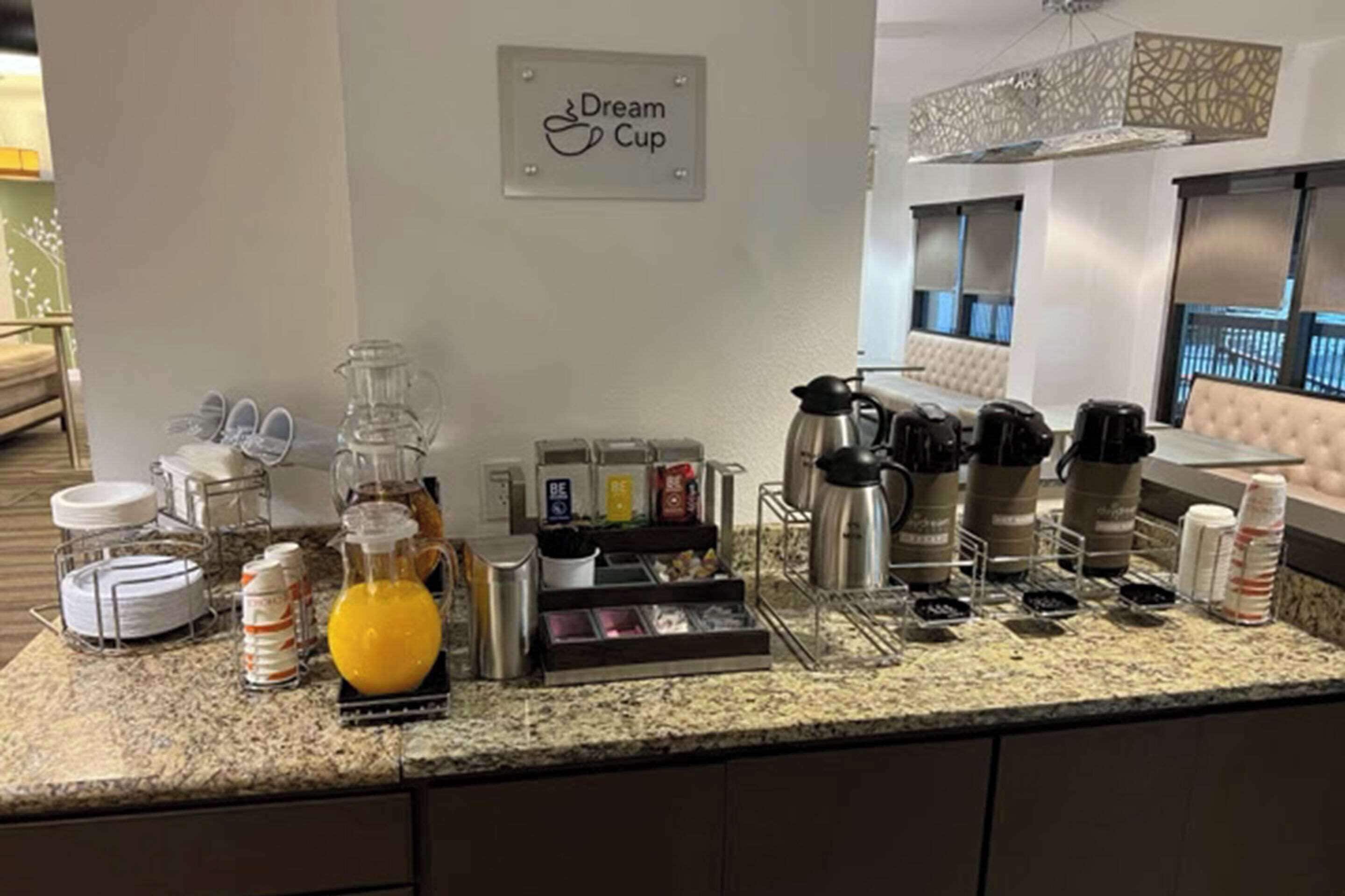 free daily continental breakfast