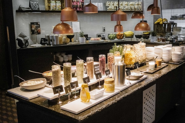 Daily buffet breakfast for a fee