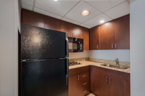 Room, 2 Queen Beds, Non Smoking, Kitchen (Extended Stay) | Hypo-allergenic bedding, pillow-top beds, desk, blackout curtains
