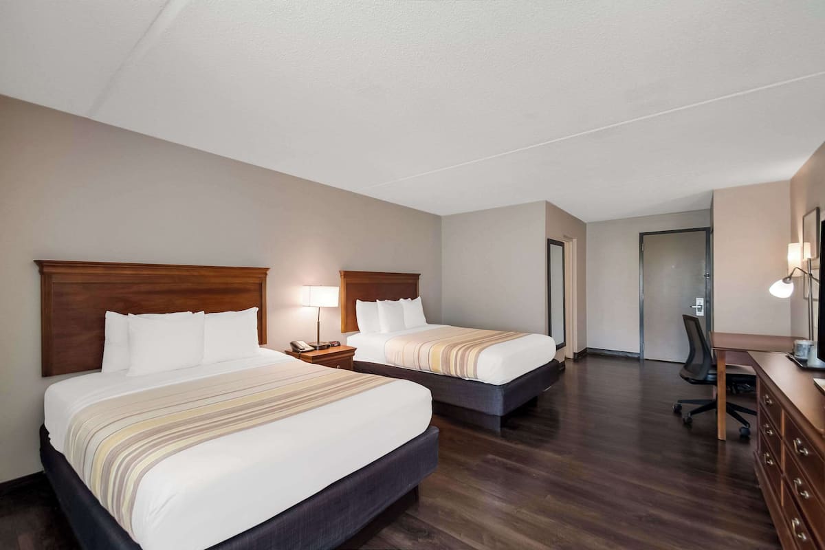 Room, 2 Queen Beds, Non Smoking
