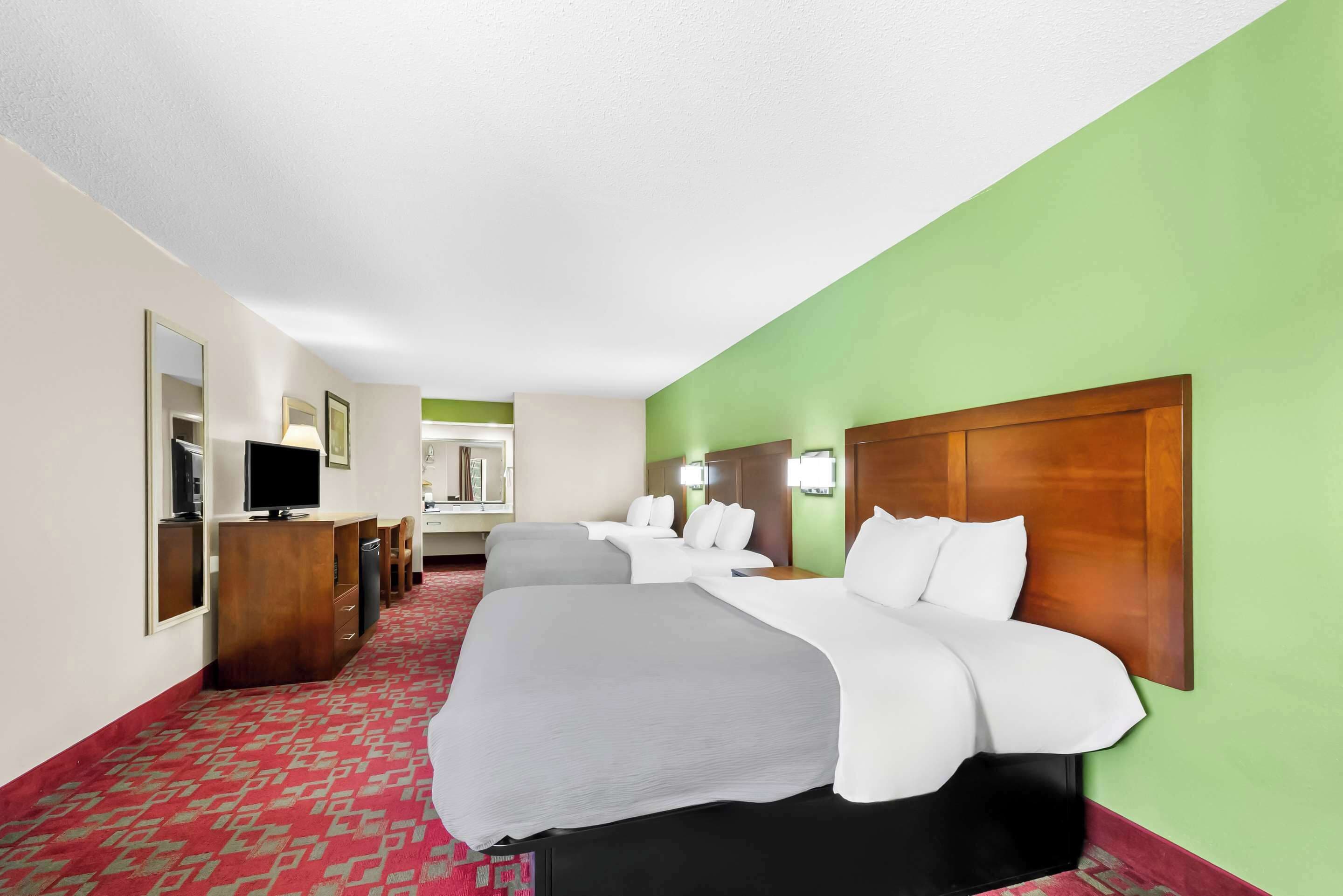 desk, iron/ironing board, free cots/infant beds, free wifi