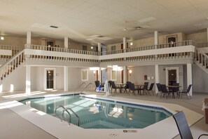 Indoor pool - Quality Inn Mauston I-90 (Mauston)