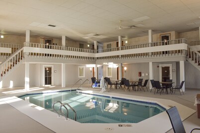Quality Inn Mauston I-90
