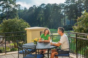 Terrace/patio - Washington Duke Inn & Golf Club (Durham)