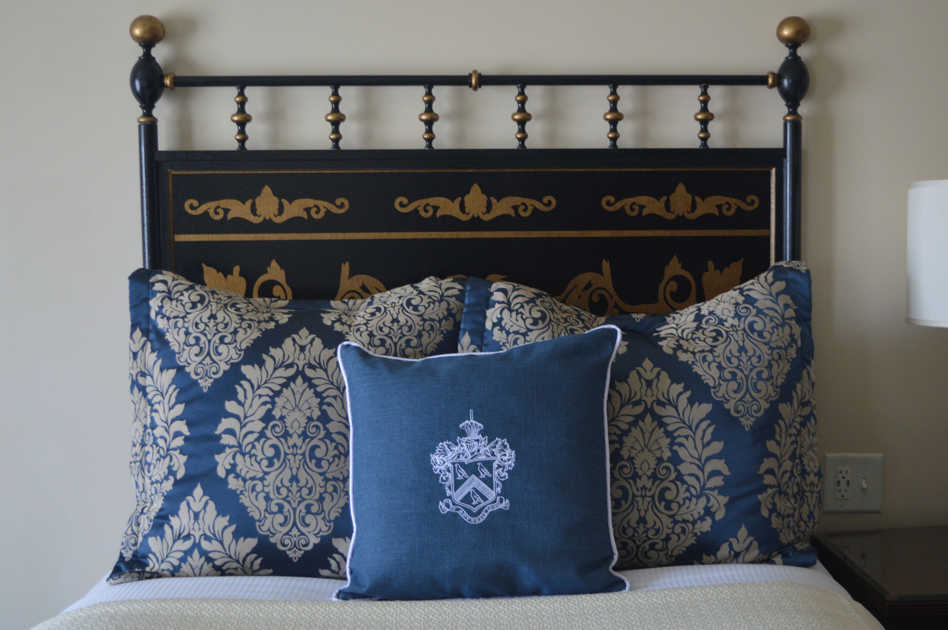 1 bedroom, premium bedding, minibar, in-room safe