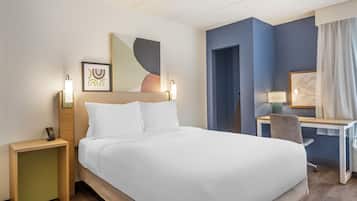 Værelse - 1 queensize-seng - handicapvenligt - badekar (Mobility) | Premium-sengetøj, skrivebord, arbejdsområde til bærbare computere