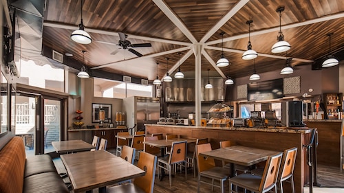 Best Western Yuma Mall Hotel & Suites