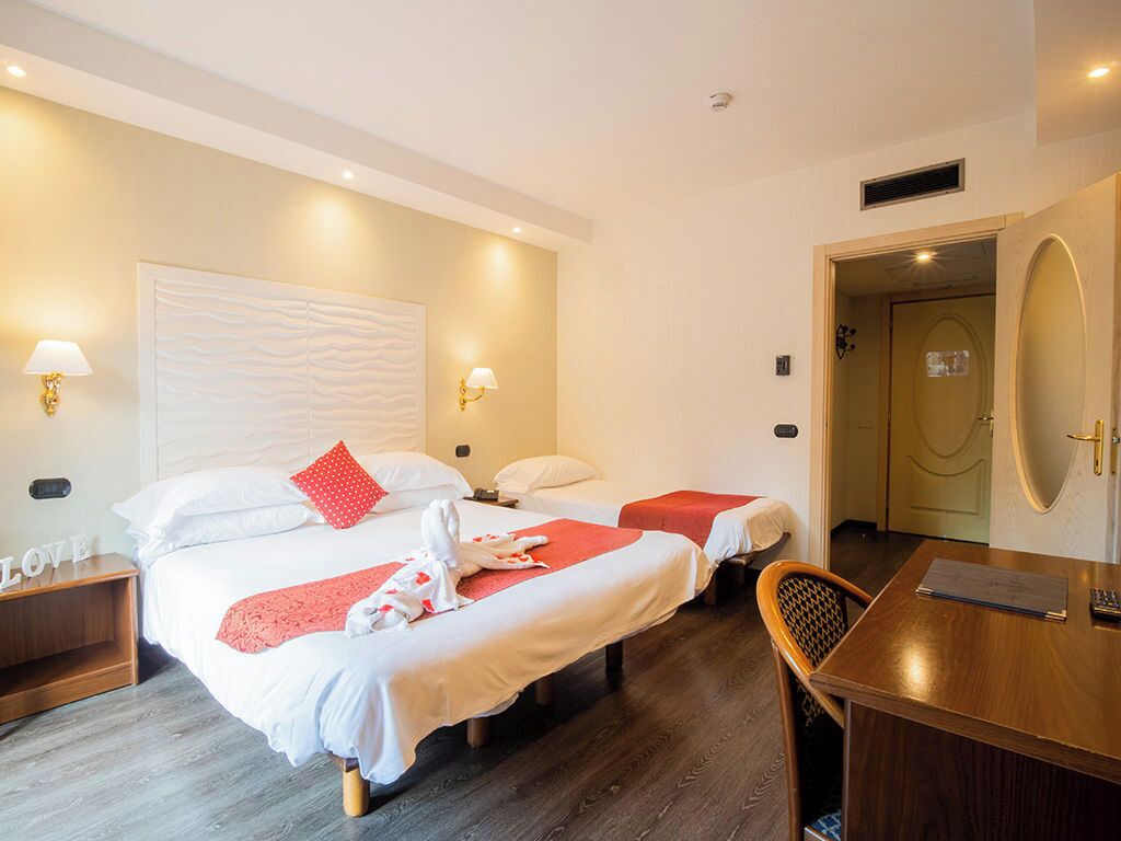 Camera Superior con Balcone