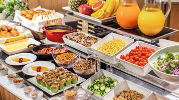 Daily buffet breakfast for a fee