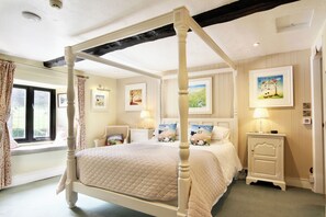 Chambre supérieure double | Literie hypoallergénique, décor unique, ameublement unique