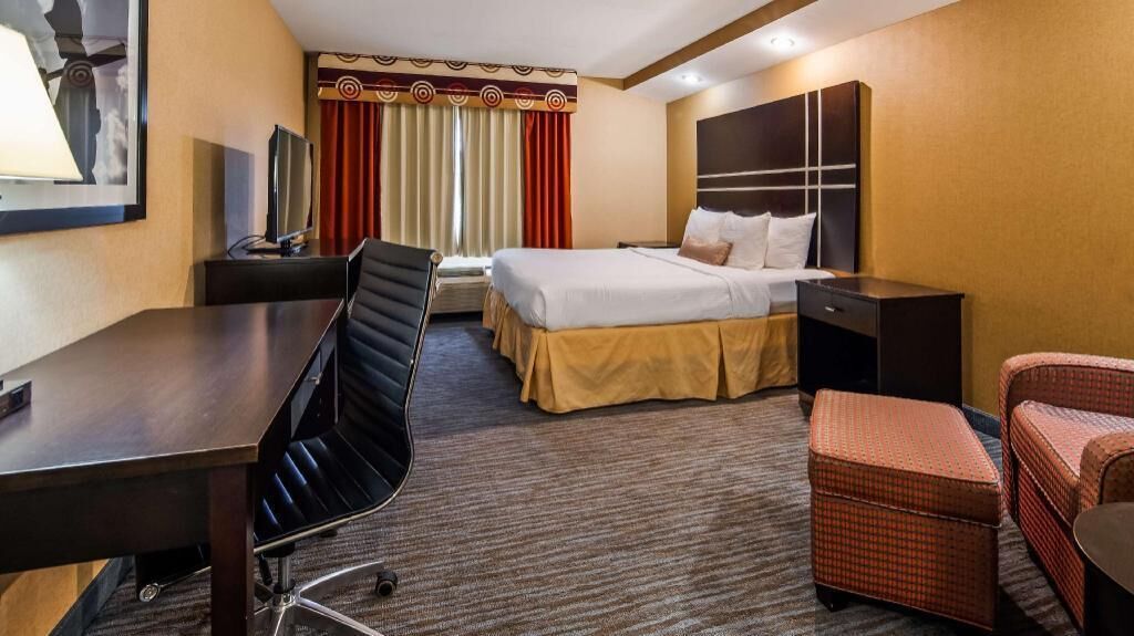 Soundproofing, iron/ironing board, free WiFi, bed sheets