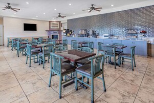 Café da manhã continental grátis todos os dias