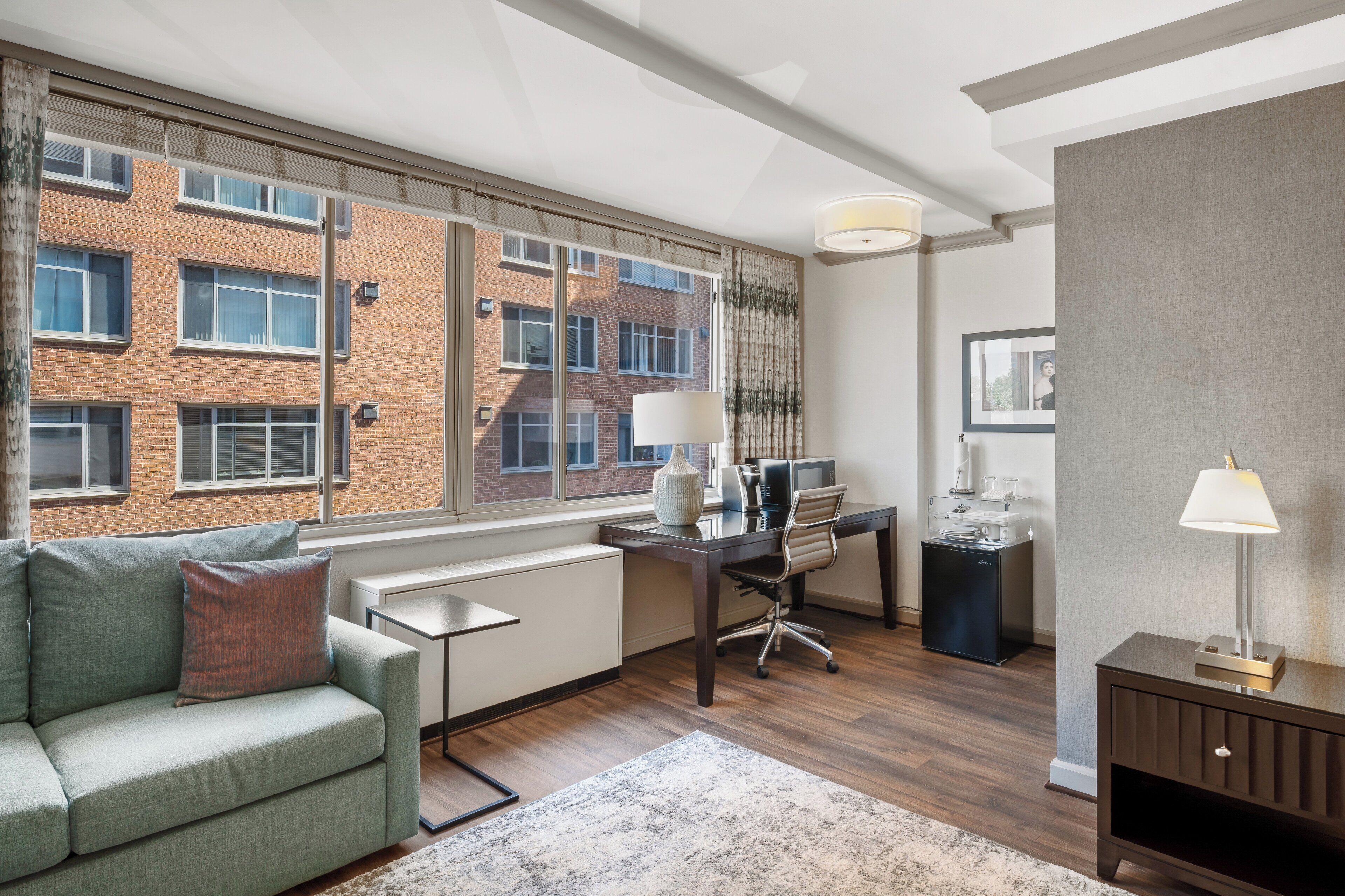 Egyptian cotton sheets, premium bedding, in-room safe, desk