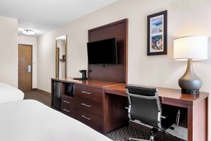 Literie de qualité, décor unique, bureau
