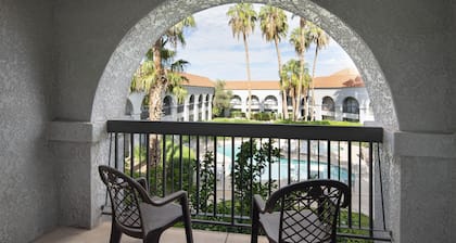 Four Points by Sheraton Tucson Airport