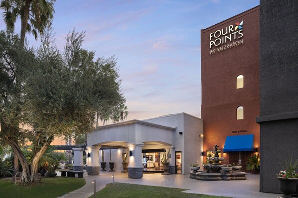 Exterior - Four Points by Sheraton Tucson Airport (Tucson)