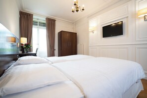 Renovated Double Room - J5 Hotels Helvetie Montreux (Montreux)