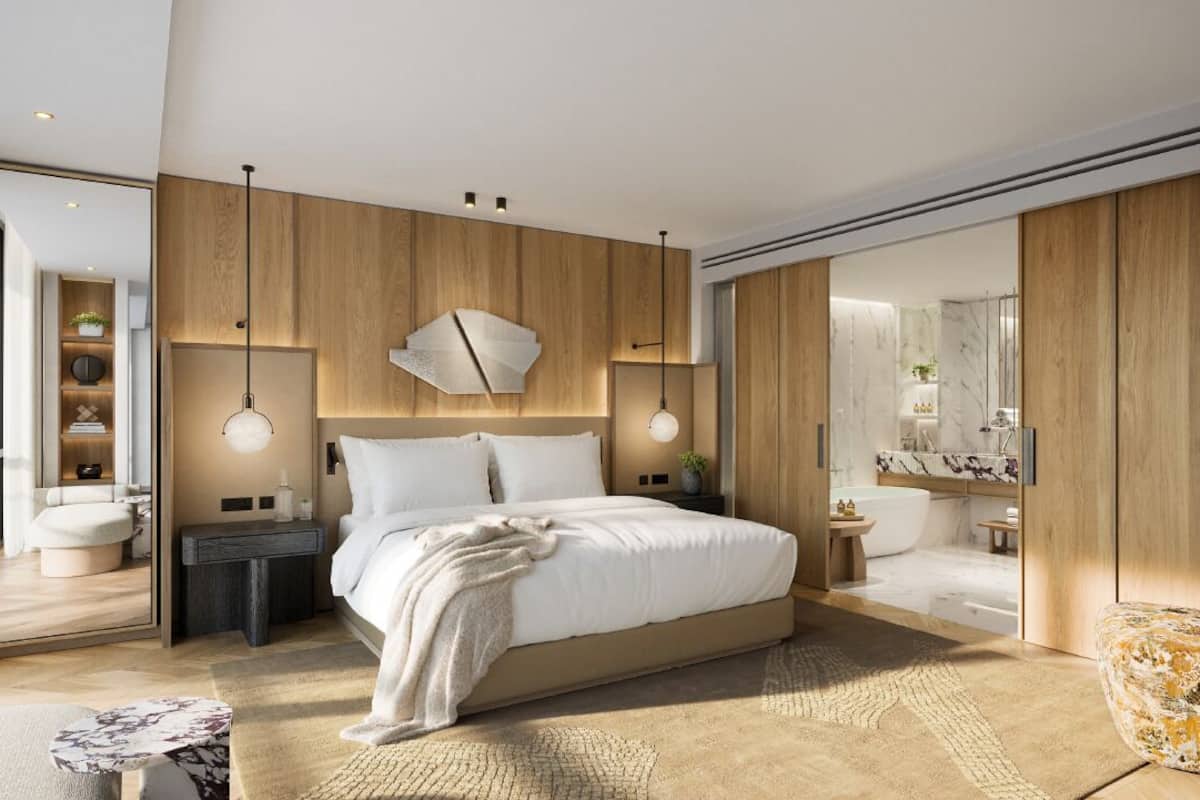 Premium bedding, in-room safe, desk, soundproofing
