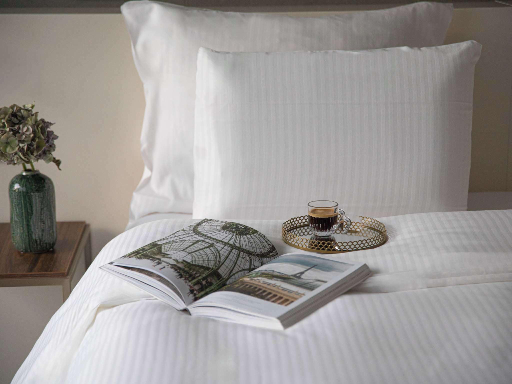 Premium bedding, in-room safe, desk, soundproofing