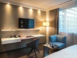 Literie de qualité supérieure, coffres-forts dans les chambres, bureau