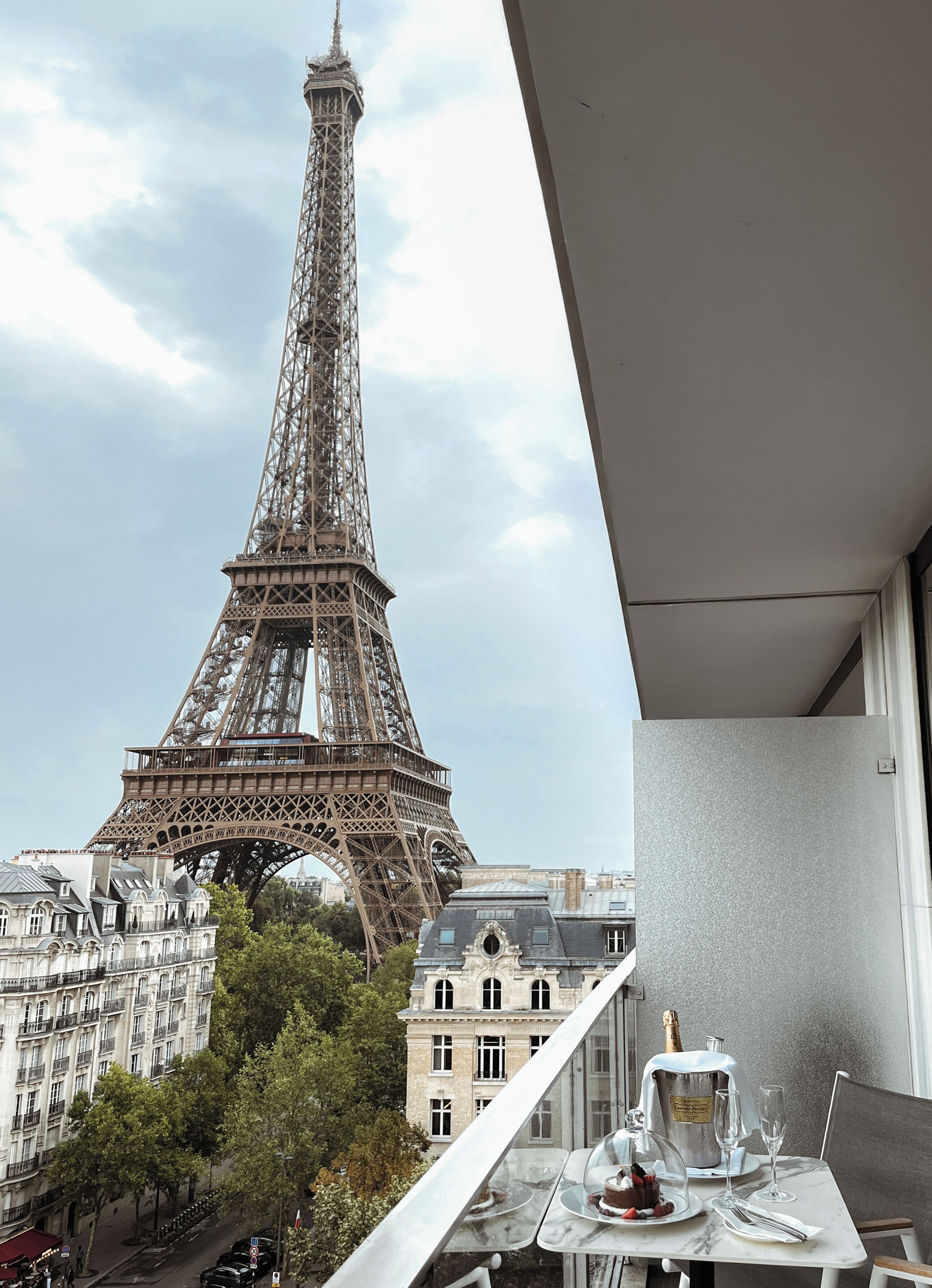 Deluxe Room, 1 King Bed, Balcony, Tower (HighFloor, Eiffel Tower View) | Terrace/patio