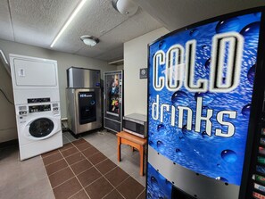 Vending machine - Americas Best Value Inn & Suites Little Rock at Scott Hamilton Dr (Little Rock)