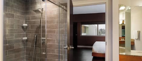 Presidential Suite, 1 King Bed | Bathroom | Designer toiletries, hair dryer, towels