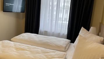 Comfort Double Room | Individually decorated, individually furnished, desk, laptop workspace