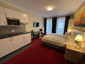Panoramic Double Room | Individually decorated, individually furnished, desk, laptop workspace