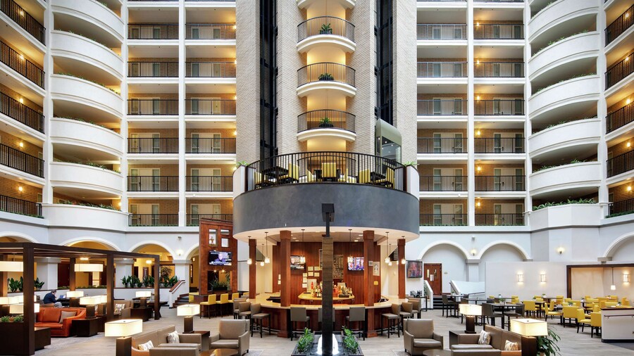 Embassy Suites by Hilton Dallas Park Central Area
