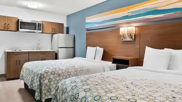 Studio, 2 Double Beds, Non Smoking | WiFi (free), bed sheets