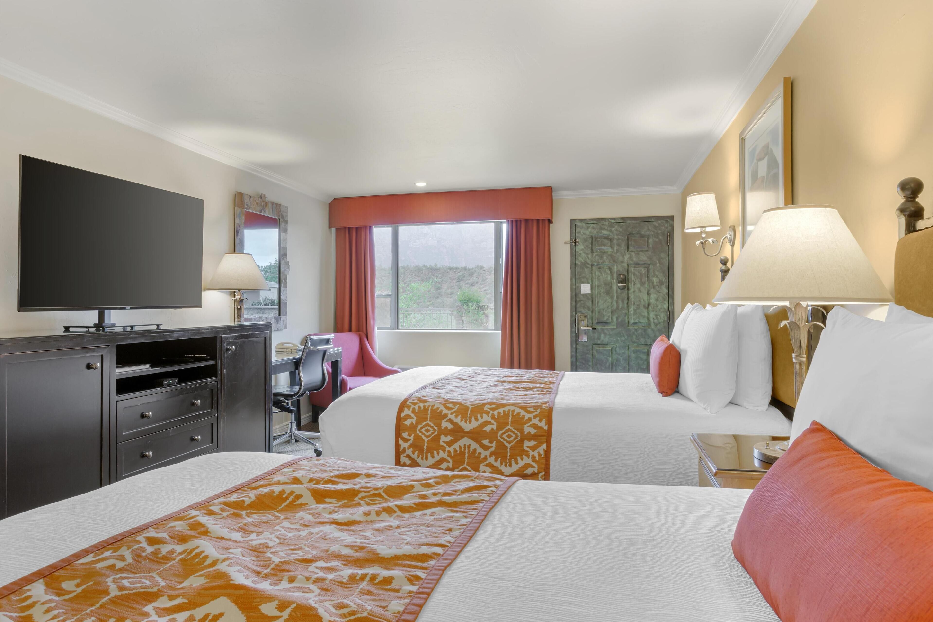 standard room, 2 queen beds, non smoking, patio (1st floor) | 1 bedroom, pillow-top beds, in-room safe, desk