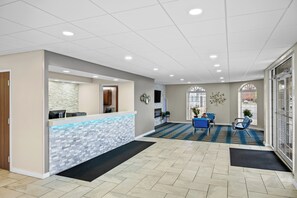 Coin salon dans le hall