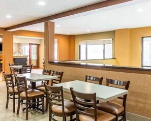 Free buffet breakfast - Quality Inn Lincolnton (Lincolnton)